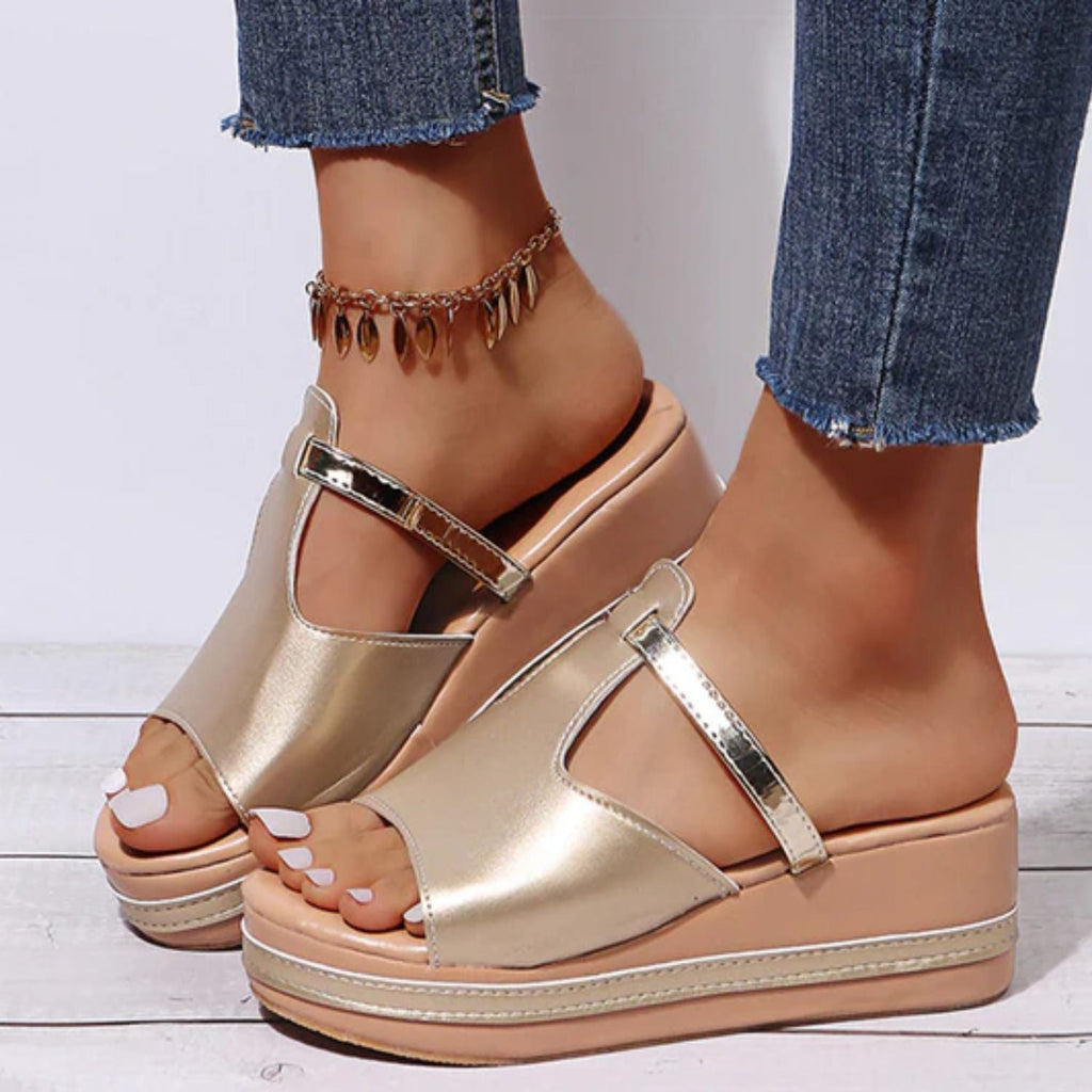 Valenzora - Slip-on sandals with open toe | Stylish wedge sandals, comfortable women's sandals