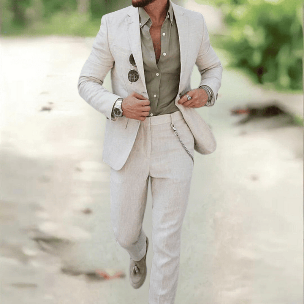 Valenzora | Elegant and luxurious suit