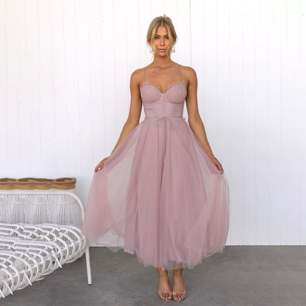 Valenzora | Luxuriöses ärmelloses Midikleid mit Spaghettiträgern