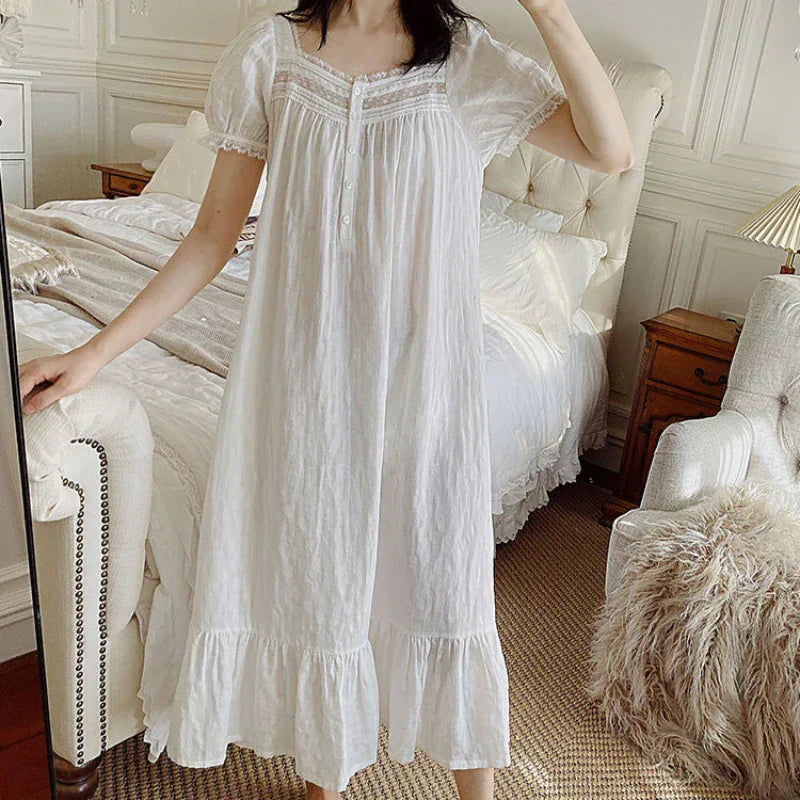 Valenzora | Victorian Nightgown
