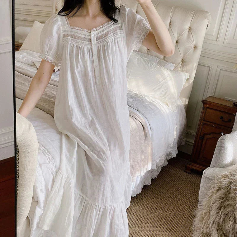 Valenzora | Victorian Nightgown