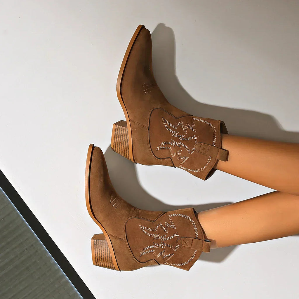 Valenzora | Retro Western Ankle Boots for Women