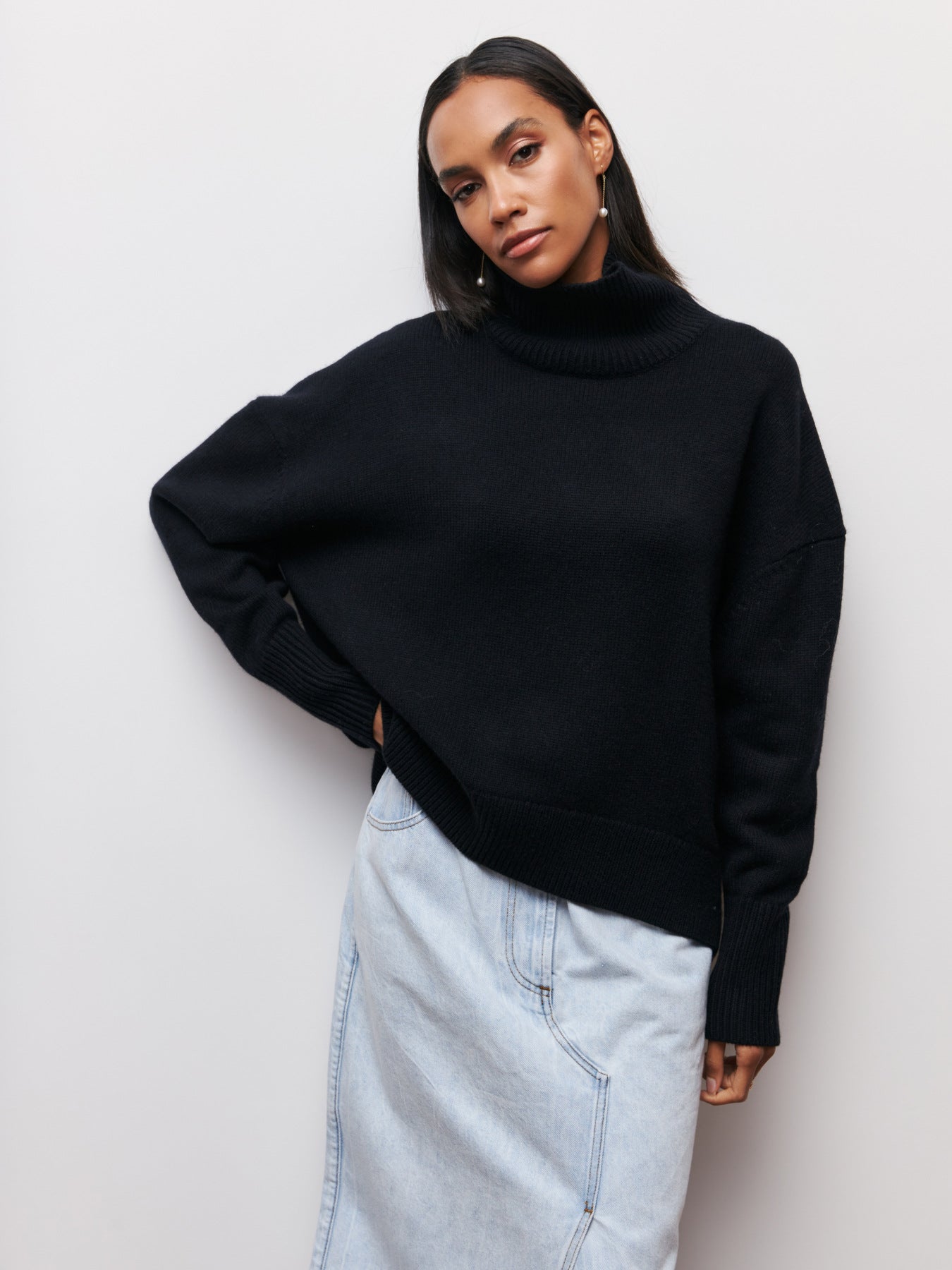 Valenzora | Oversized Strickpullover mit hohem Kragen Damenstrick