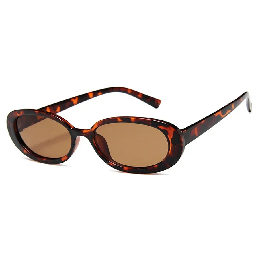 Valenzora | Vintage sunglasses with a classic design for women
