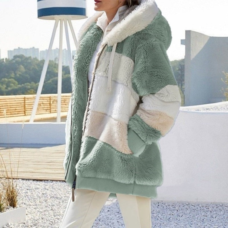 Strickjacke mit Kapuze
