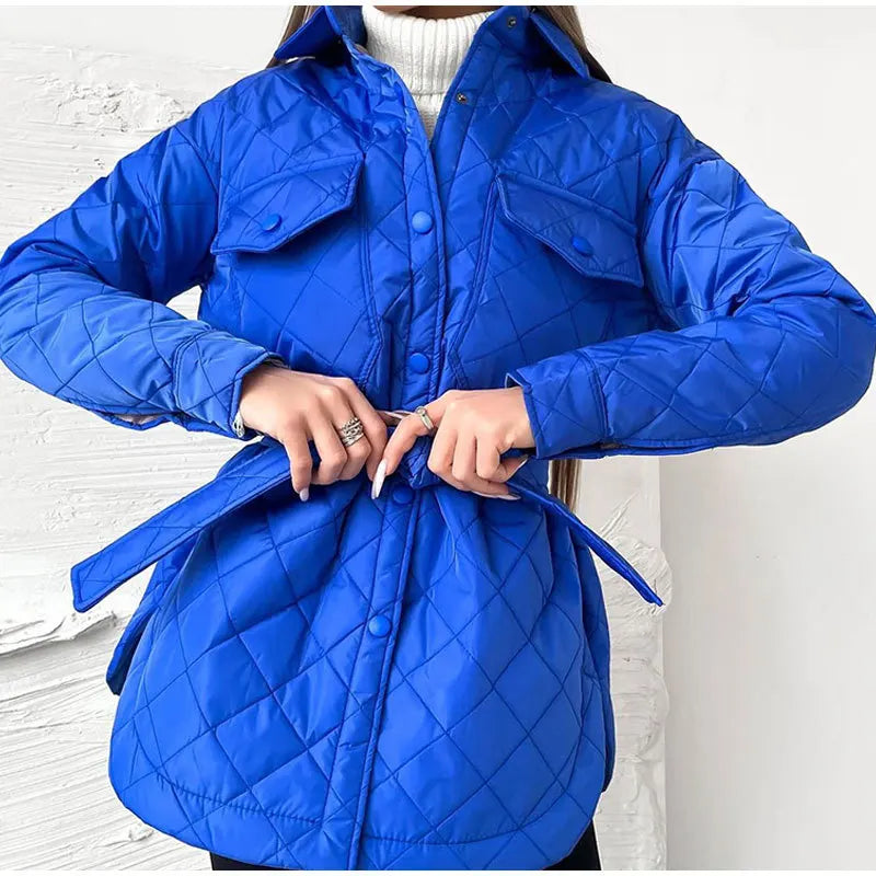 Steppjacke mit Druckknöpfen