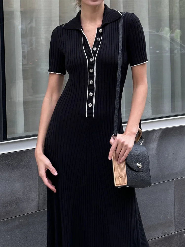 Valenzora | Maxikleid aus Patchwork-Strick mit Revers