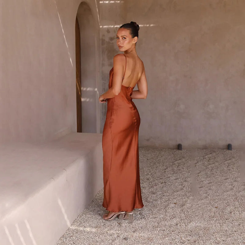 Valenzora | Long satin dress