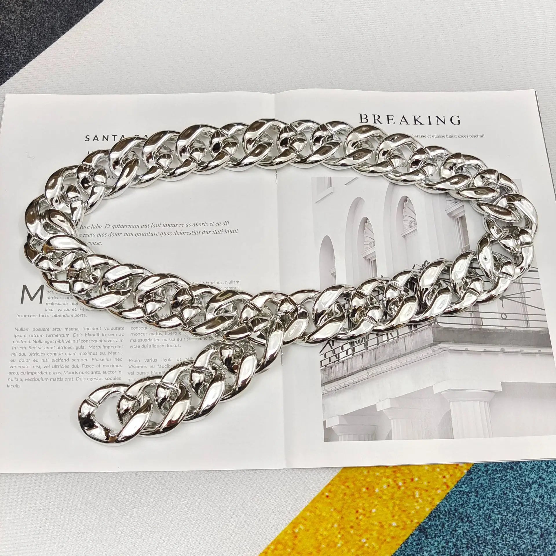 Valenzora | Let's dream necklace belts