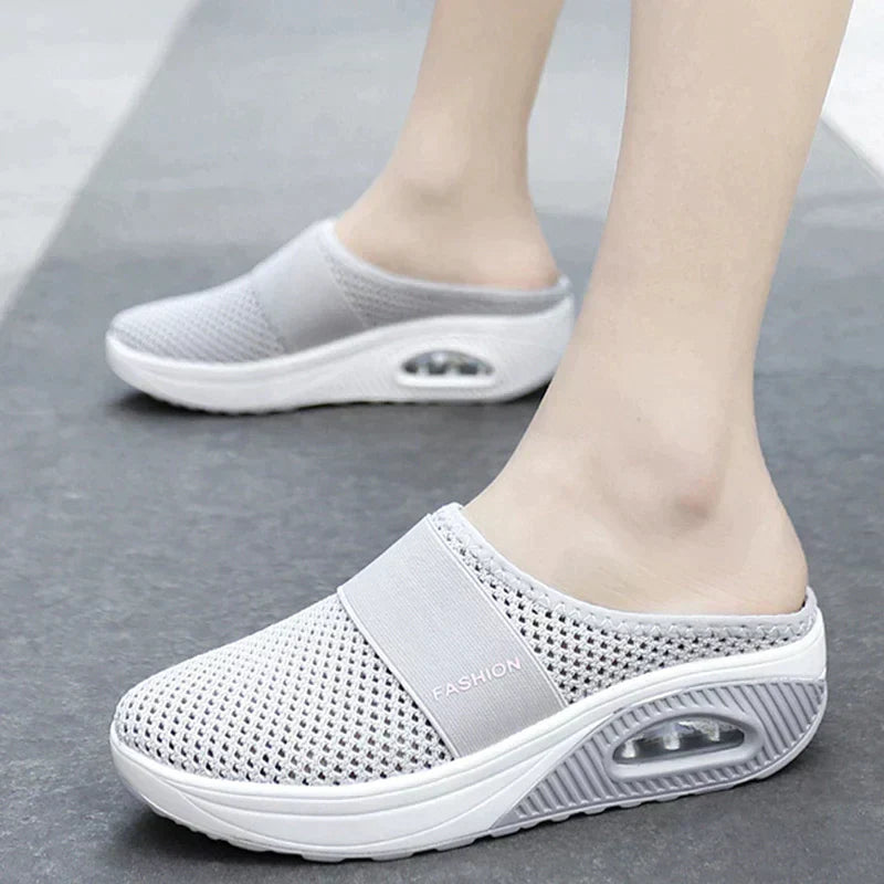 Valenzora | Wedge-heeled shoes or orthopedic sandals