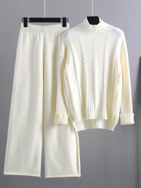 Valenzora | Modern, elegant knit two-piece set