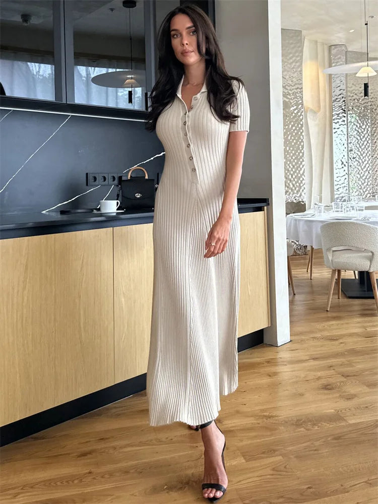 Valenzora | Maxikleid aus Patchwork-Strick mit Revers