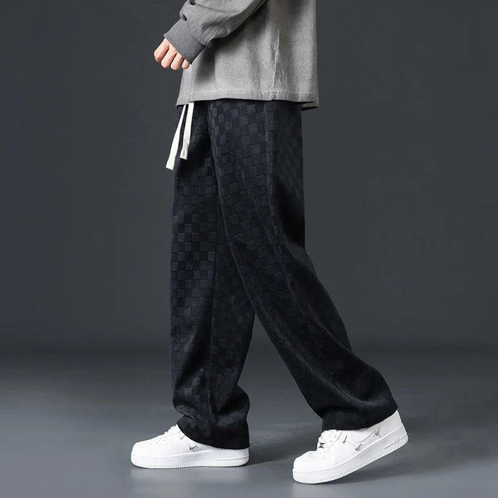 Valenzora | Stylish jogging pants with a checkered pattern