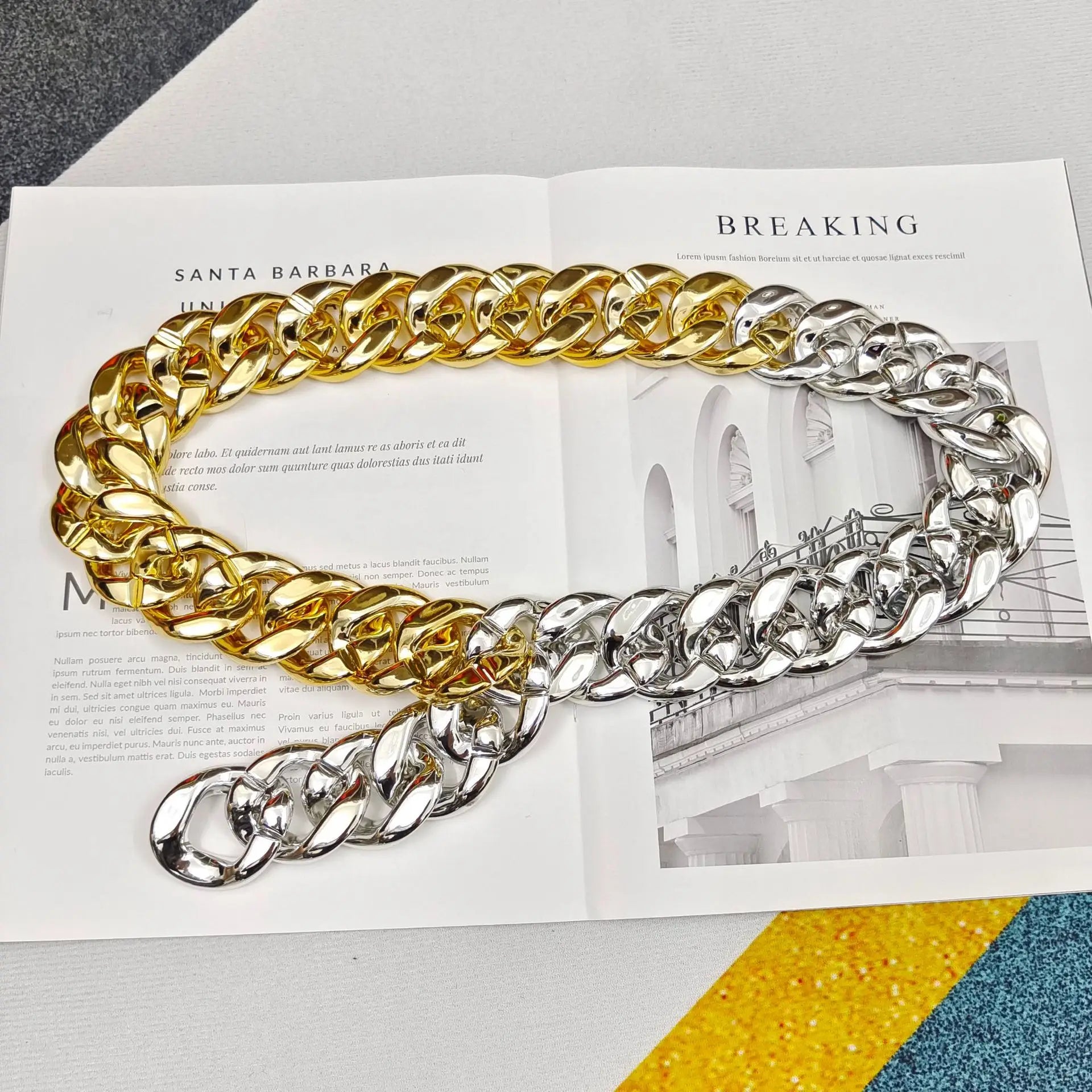 Valenzora | Let's dream necklace belts