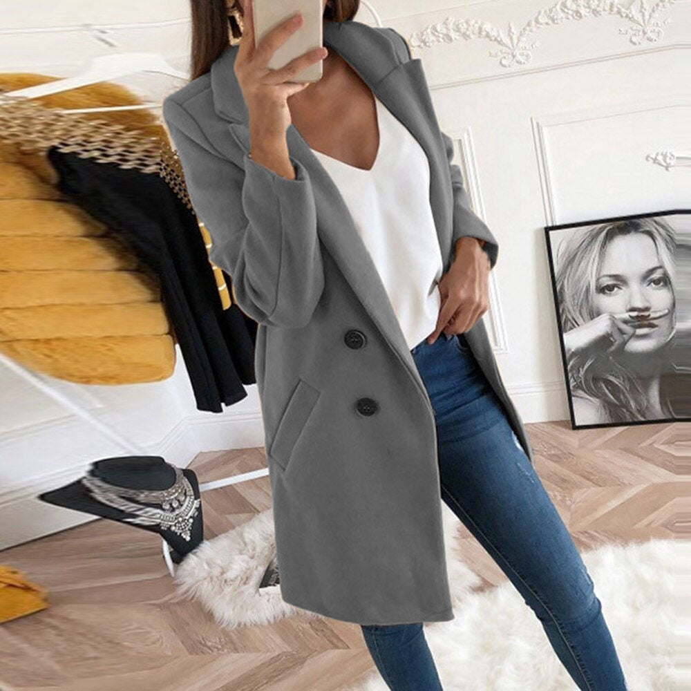 Valenzora - Elegant and warm coat