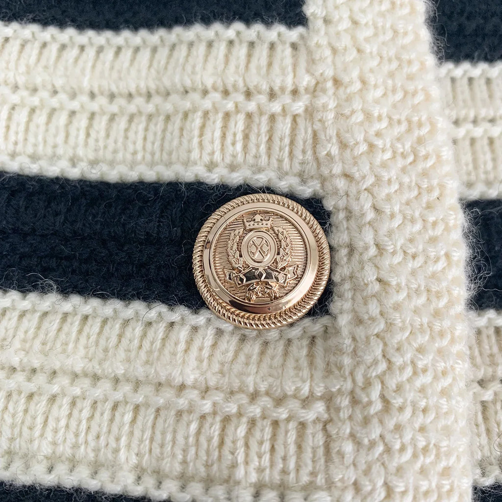 Gestreifte Strickjacke