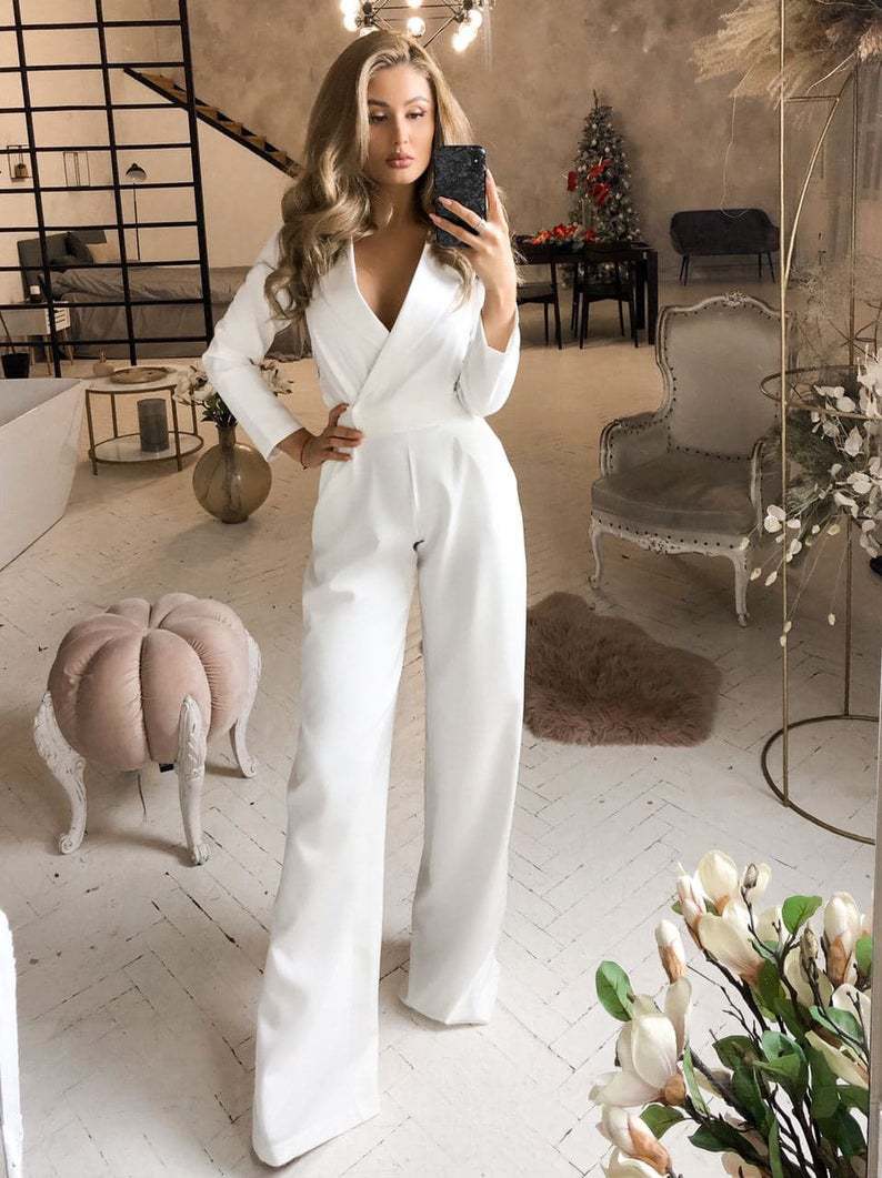 Valenzora Long-sleeved jumpsuit with a slim fit for women