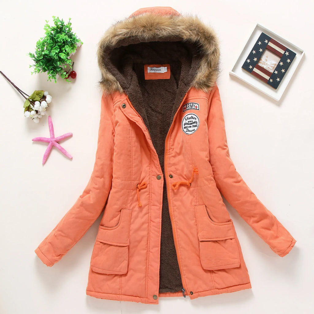 Valenzora | Fashionable winter jacket with faux fur trim