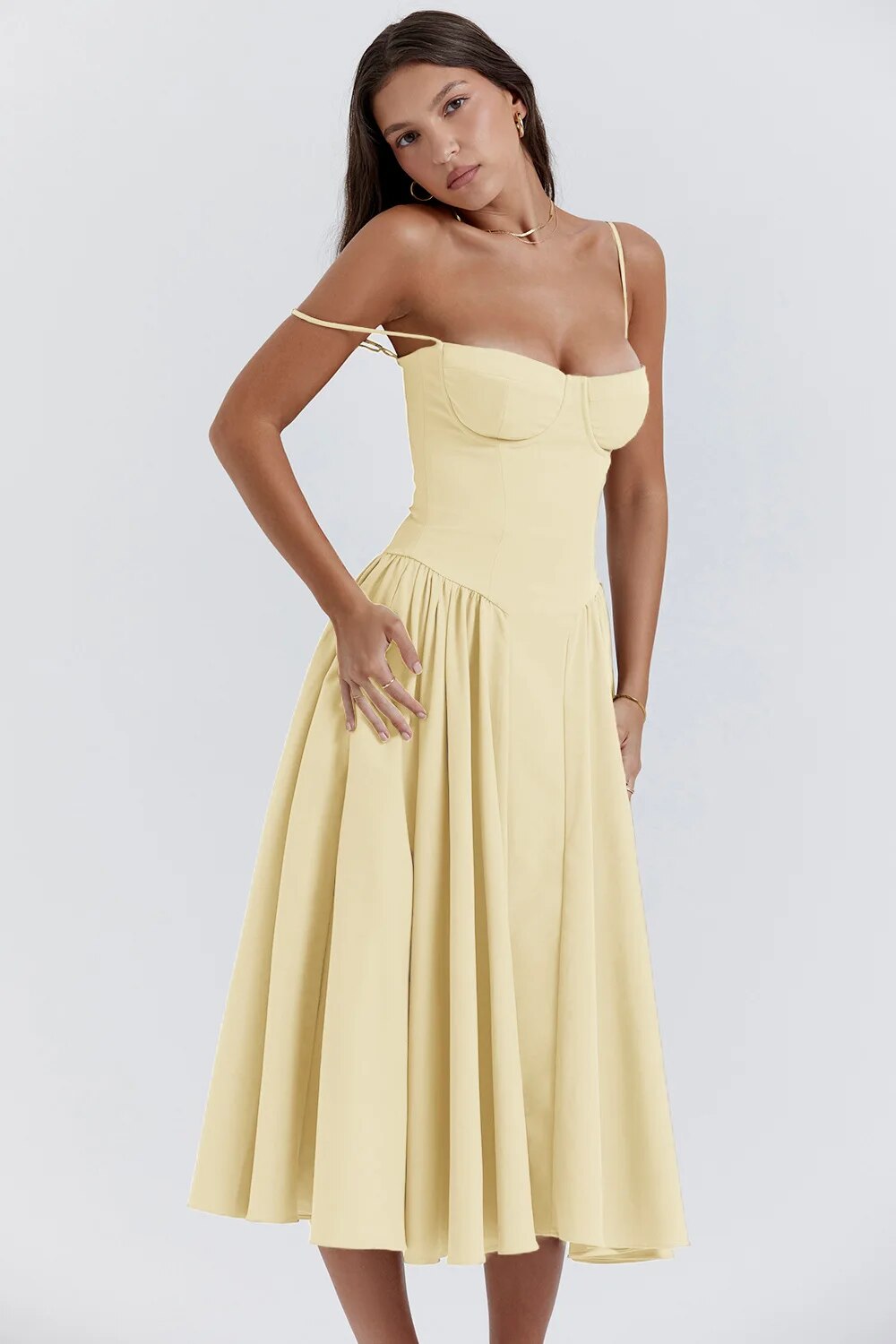 Valenzora | Sleeveless midi dress with a corset fit