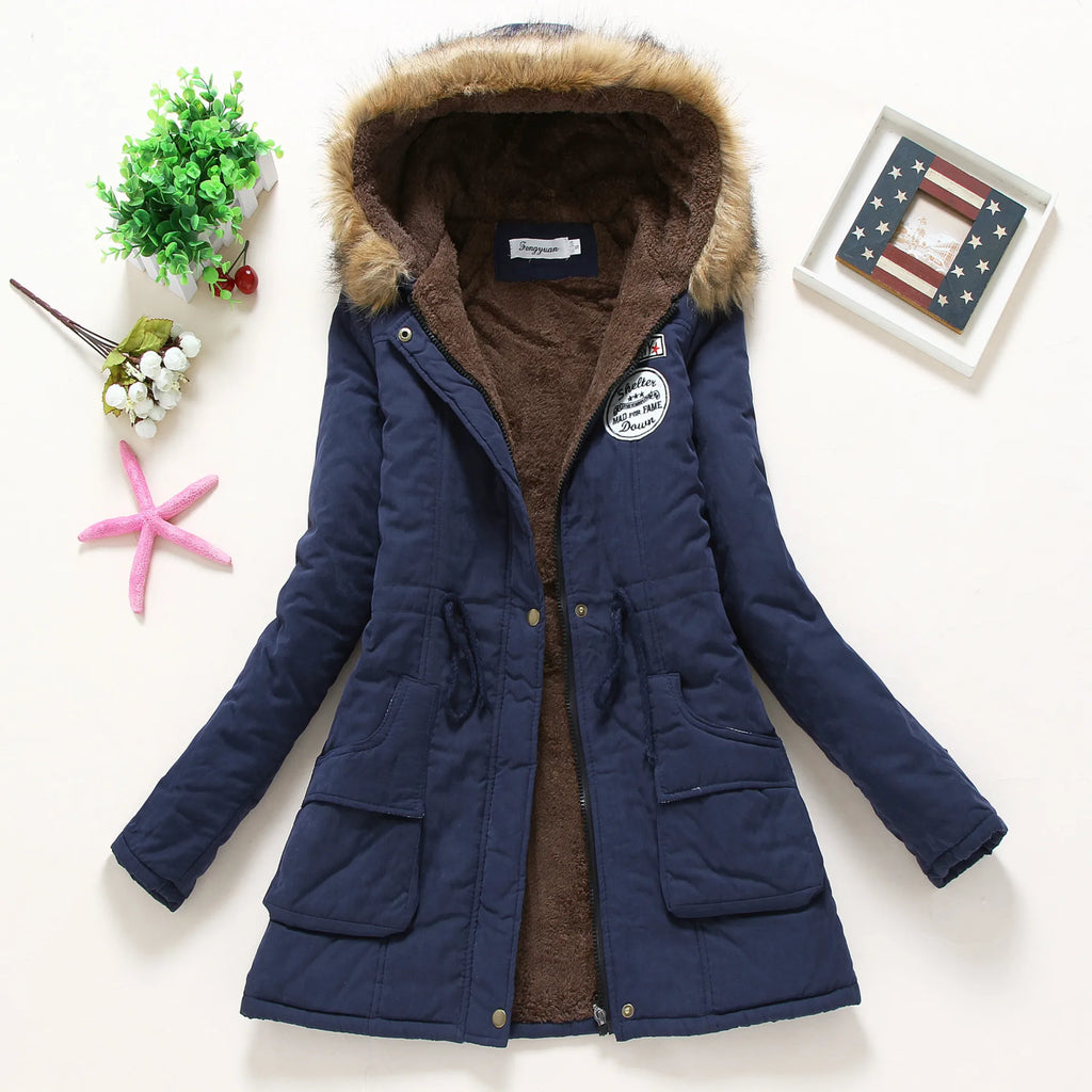 Valenzora | Fashionable winter jacket with faux fur trim
