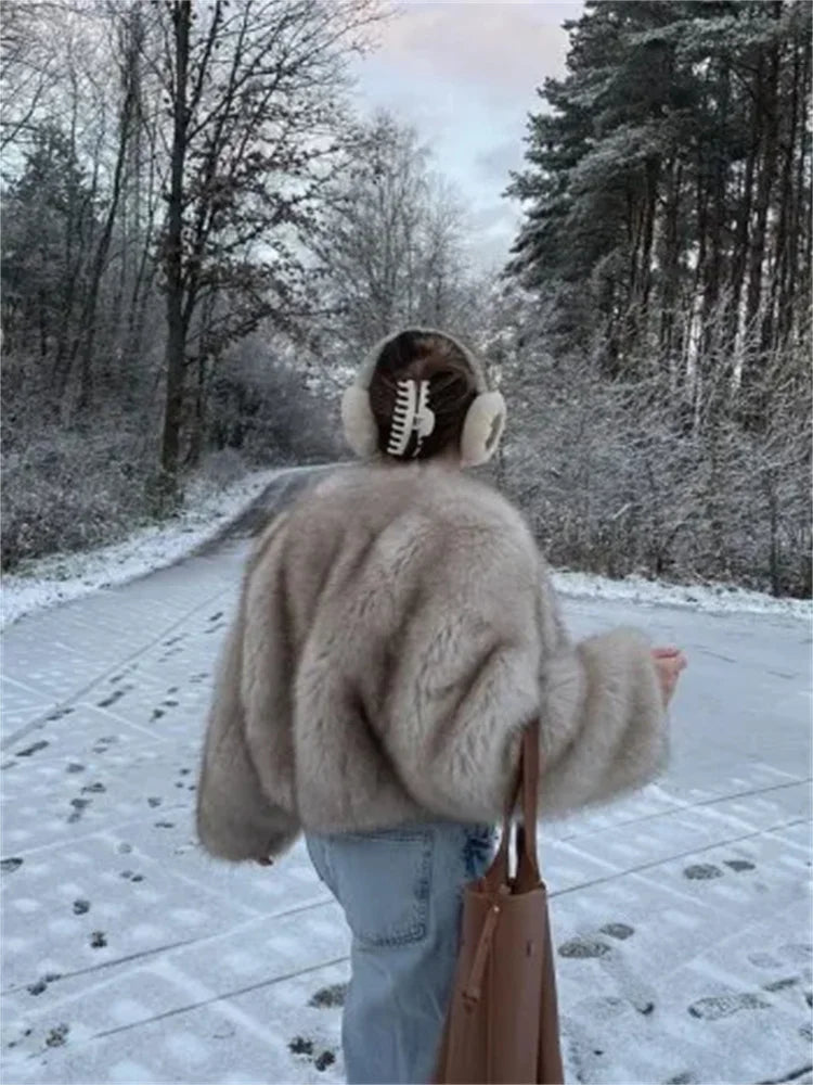 Valenzora | Elegant faux fur coat for women – Luxurious look for cold days