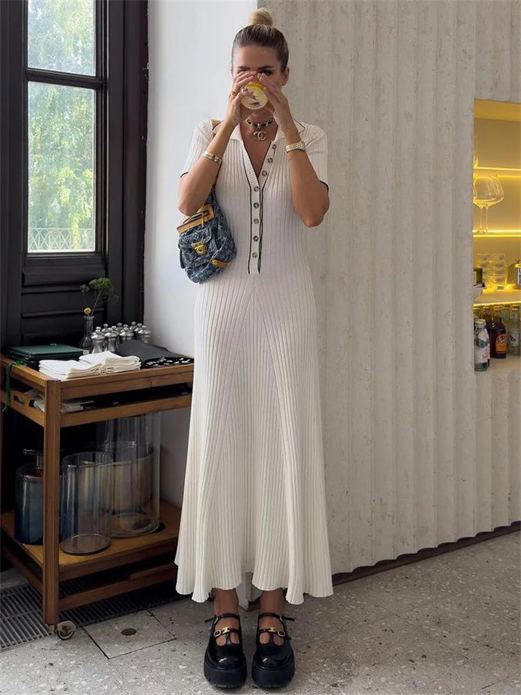 Valenzora | Maxikleid aus Patchwork-Strick mit Revers