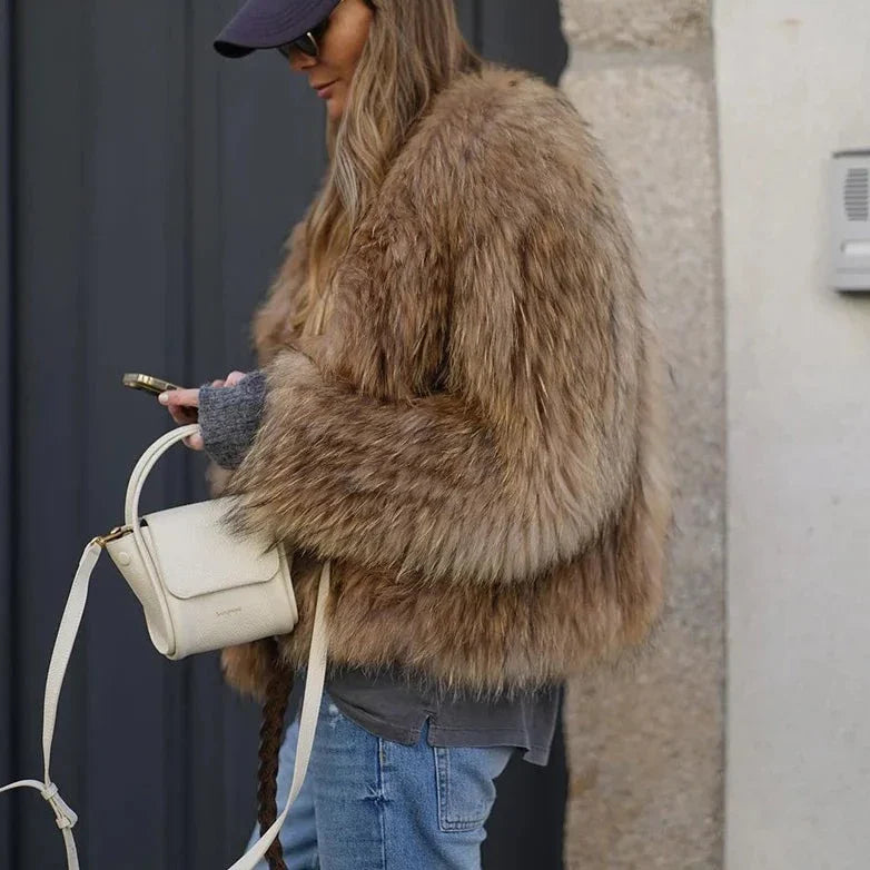 Valenzora | Stylish faux fur jacket for women