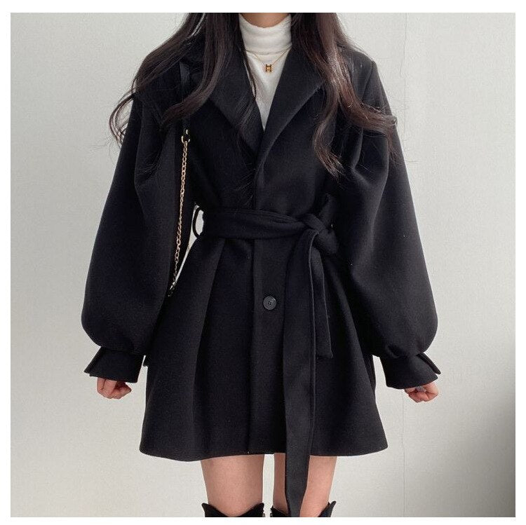 Valenzora for coats with fashionable flair