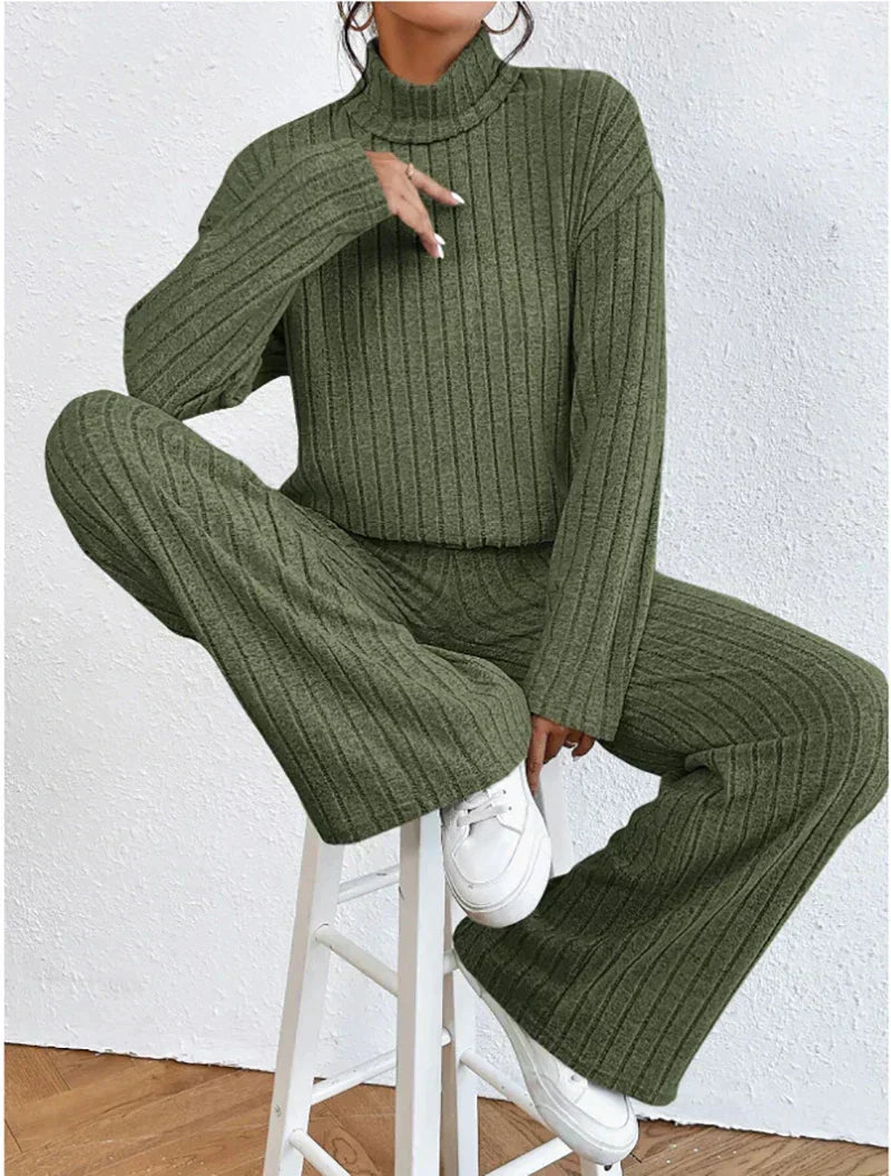 Darlene™ - Knit trousers and roll-neck sweater for women
