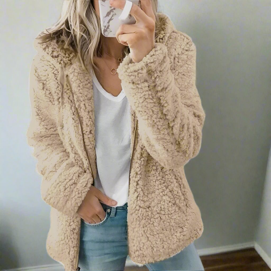 Valenzora | Damen Teddyfleece Jacke mit Kapuze – Weiche Winterjacke mit Reißverschluss