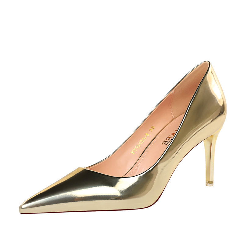 Valenzora | Metallic Heels with Pointed Toe
