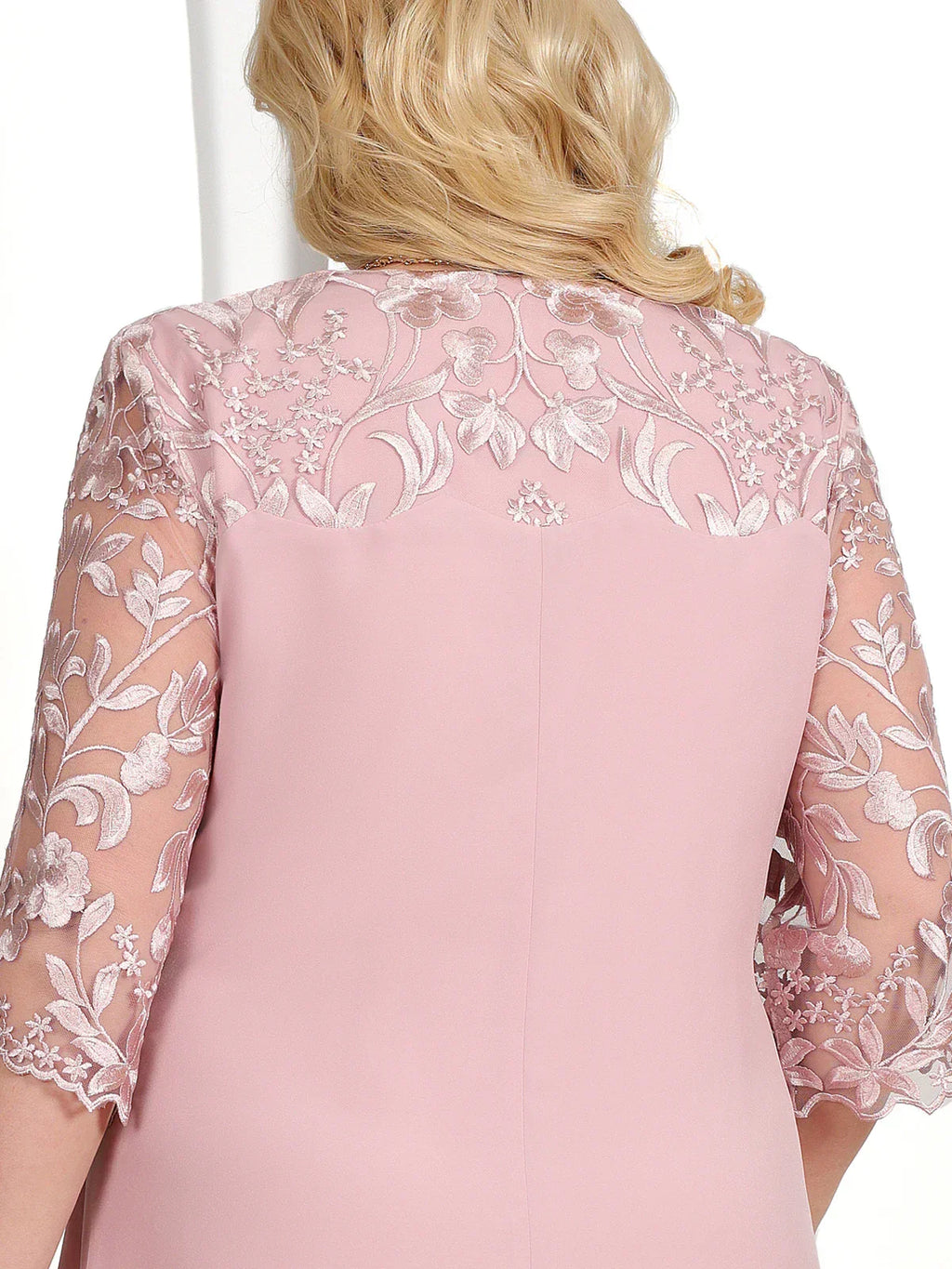 Valenzora | Plus Size Banquet Dress with Embroidered Sleeves