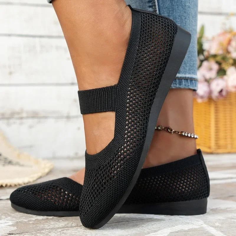 Valenzora | Comfortable shoes with straps