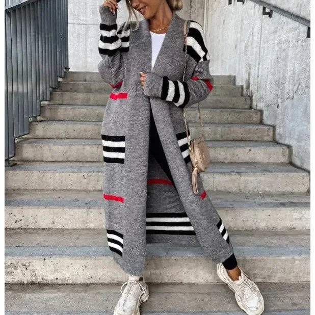 Valenzora - Lange Strickjacke mit Streifen