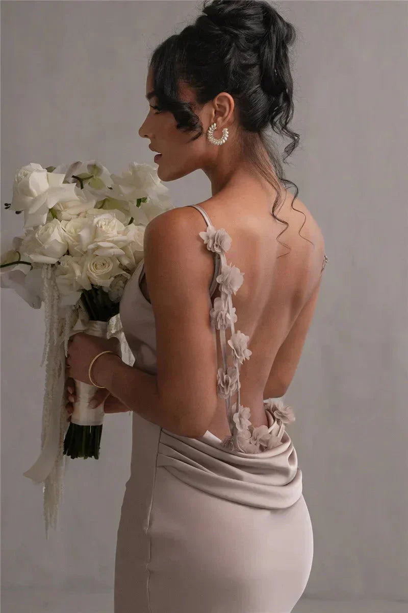 Valenzora | Satin dress with flowers