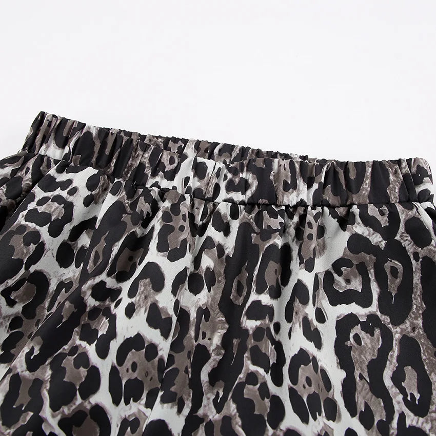 Valenzora | Wide-leg trousers with leopard print