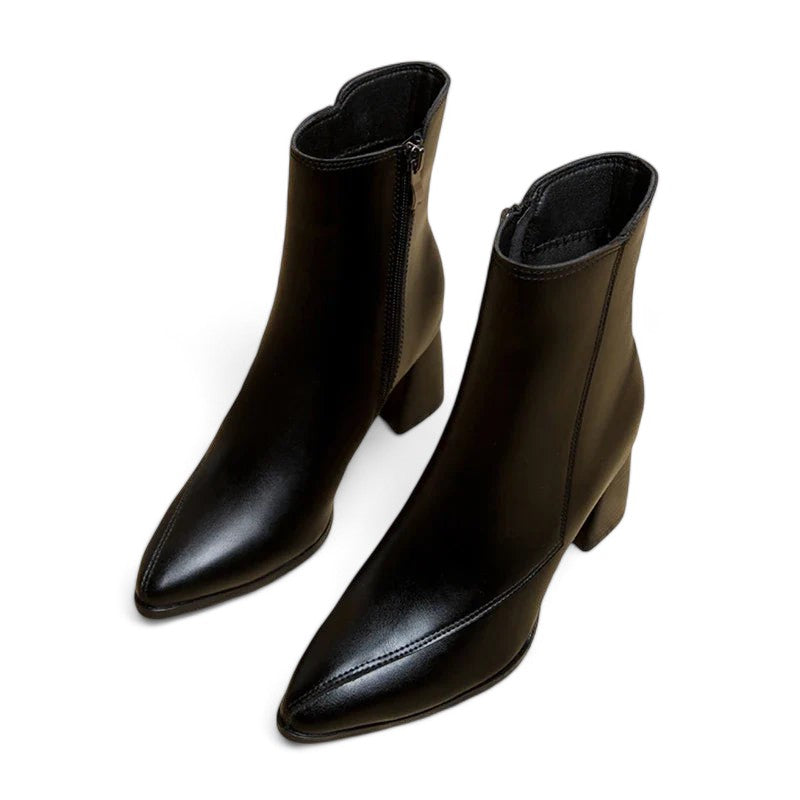 Valenzora – Modische klobige Stiefeletten für Damen mit spitzer Zehenpartie und wasserdichter Plateausohle