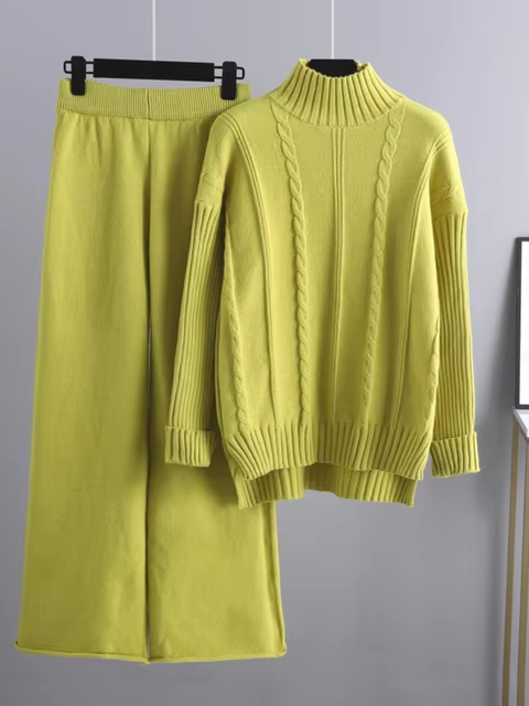 Valenzora | Modern, elegant knit two-piece set