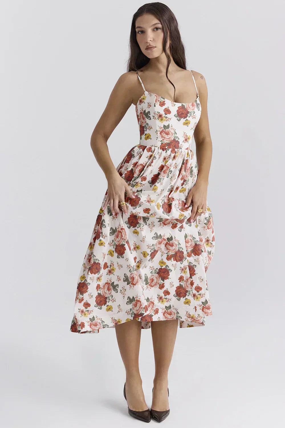 Valenzora | Elegant midi dress look