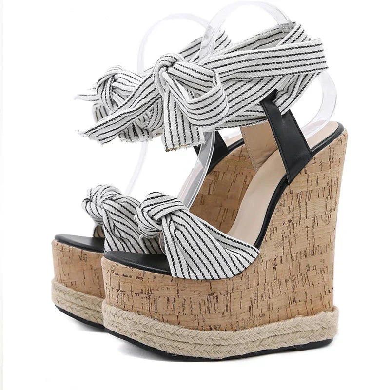 Valenzora | Tangled Lies Pump Sandals