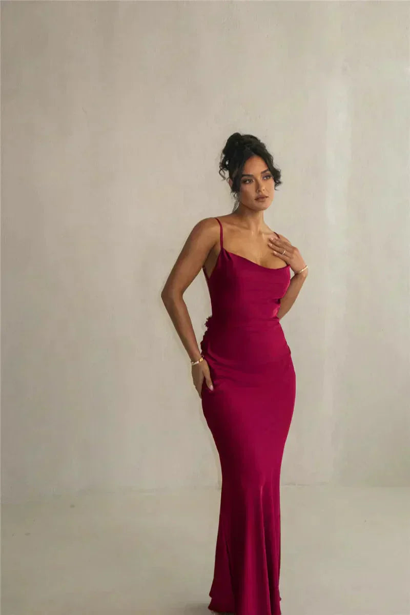 Valenzora | Satiniertes Blumenkleid im Stil