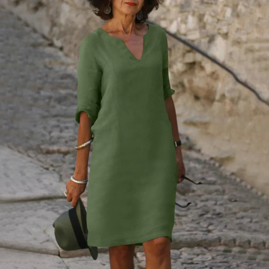 Valenzora | Elegant knee-length dress