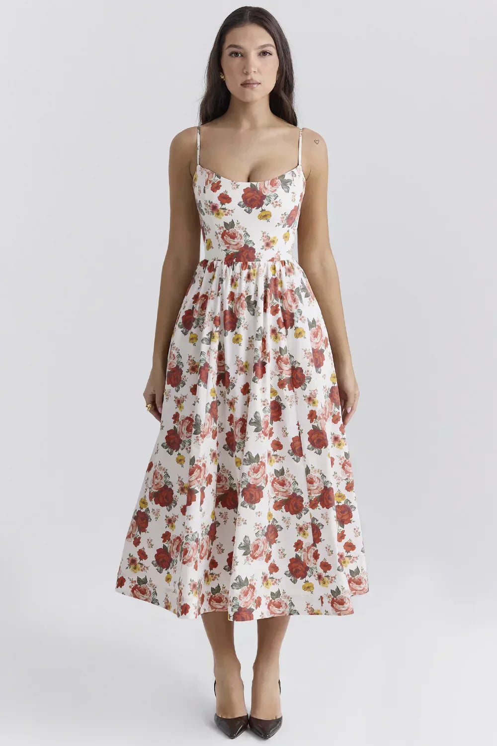 Valenzora | Elegant midi dress look