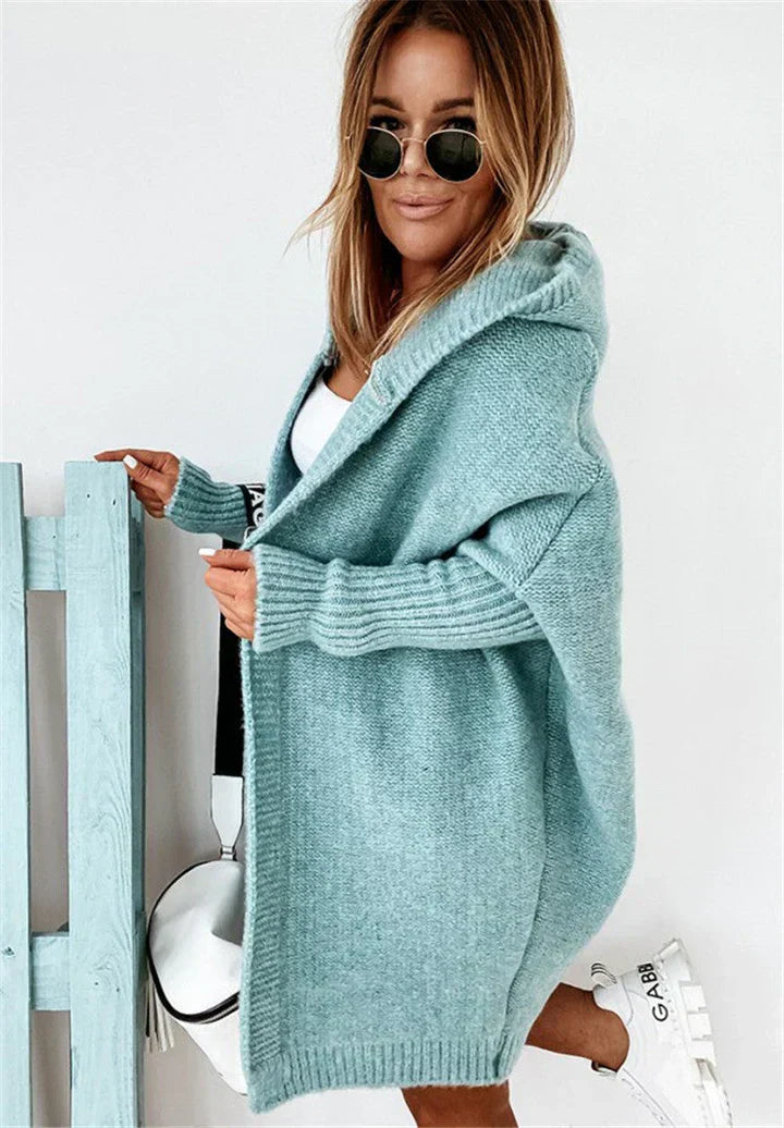 Valenzora | Superweiche Strickjacke mit Taschen und Kapuze für Damen