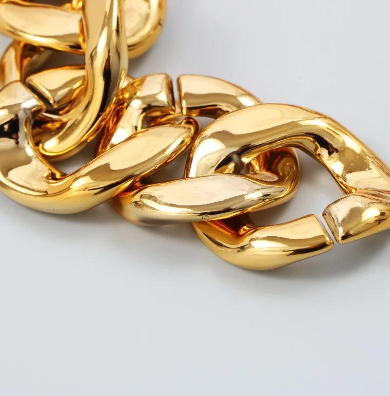 Valenzora | Let's dream necklace belts