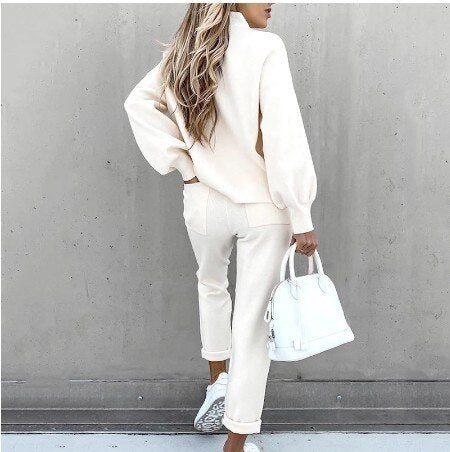 Two-piece lounge set