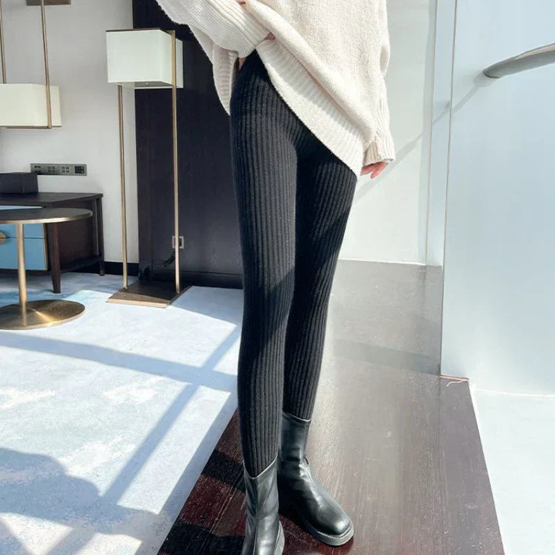 Valenzora | Ribbed High-Waisted Leggings