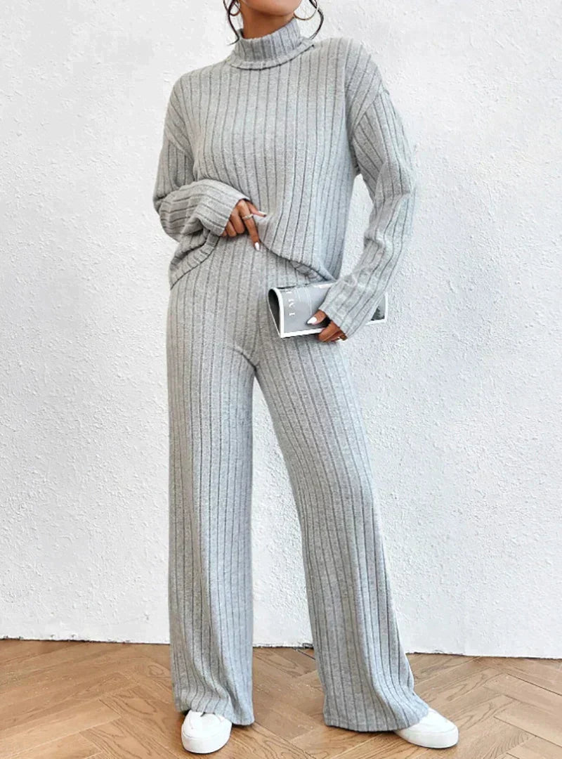 Darlene™ - Knit trousers and roll-neck sweater for women
