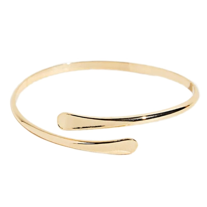 Valenzora Bold Cairo Bangle | Adjustable filigree bracelet with swirl pattern
