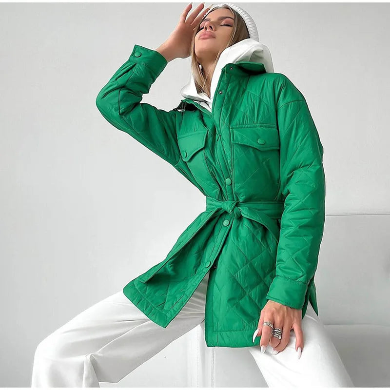 Steppjacke mit Druckknöpfen